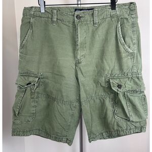 American Eagle Men's Size 34 Shorts Longboard Cargo Solid Green
